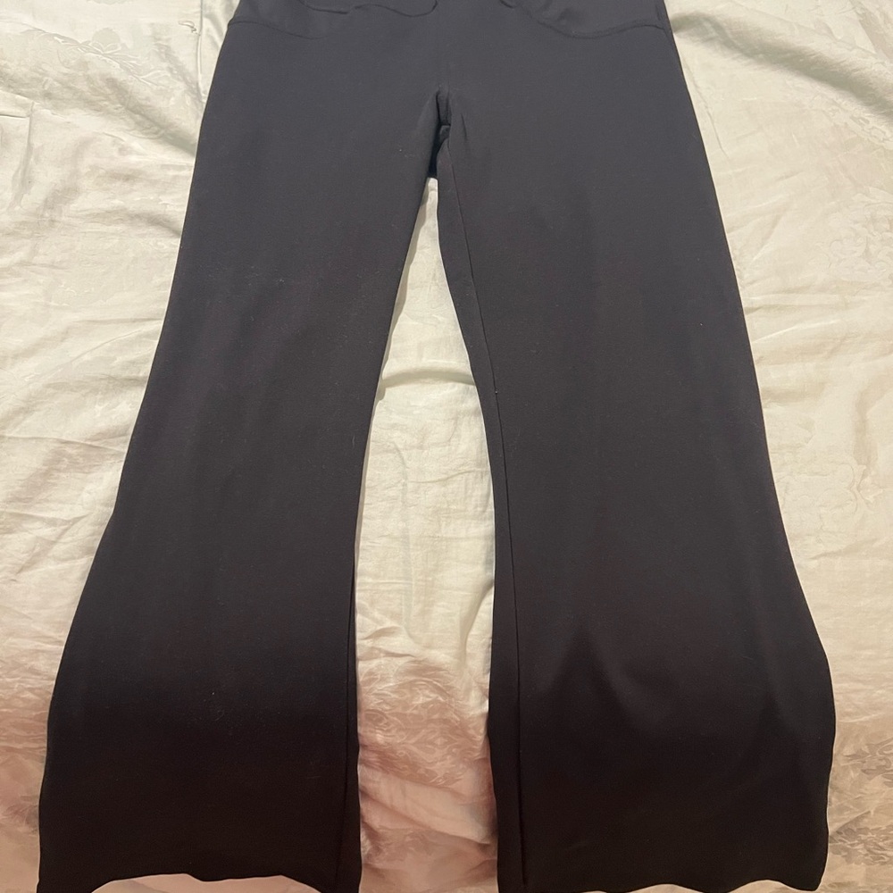 HALARA Elegant Black Flared Pants